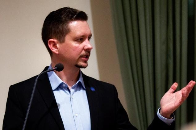 Vaasan kaupungin vt. talousjohtaja Jari Karjalainen sanoo, että kaupungin vuosien varrella kertynyt kumulatiivinen alijäämä on mahdollista maksaa pois ensi vuoden loppuun mennessä. ARKISTOKUVA: EETU SILLANPÄÄ