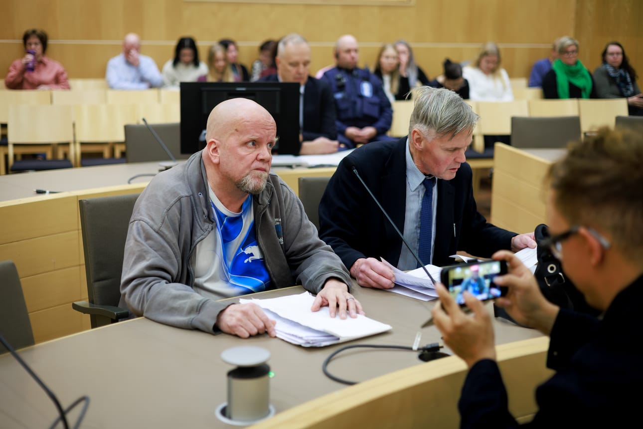 Tero Vuohenoja on toinen miehistä, joka vastaa Kai-Pekka Savolaisen murhaa koskevaan syytteeseen.