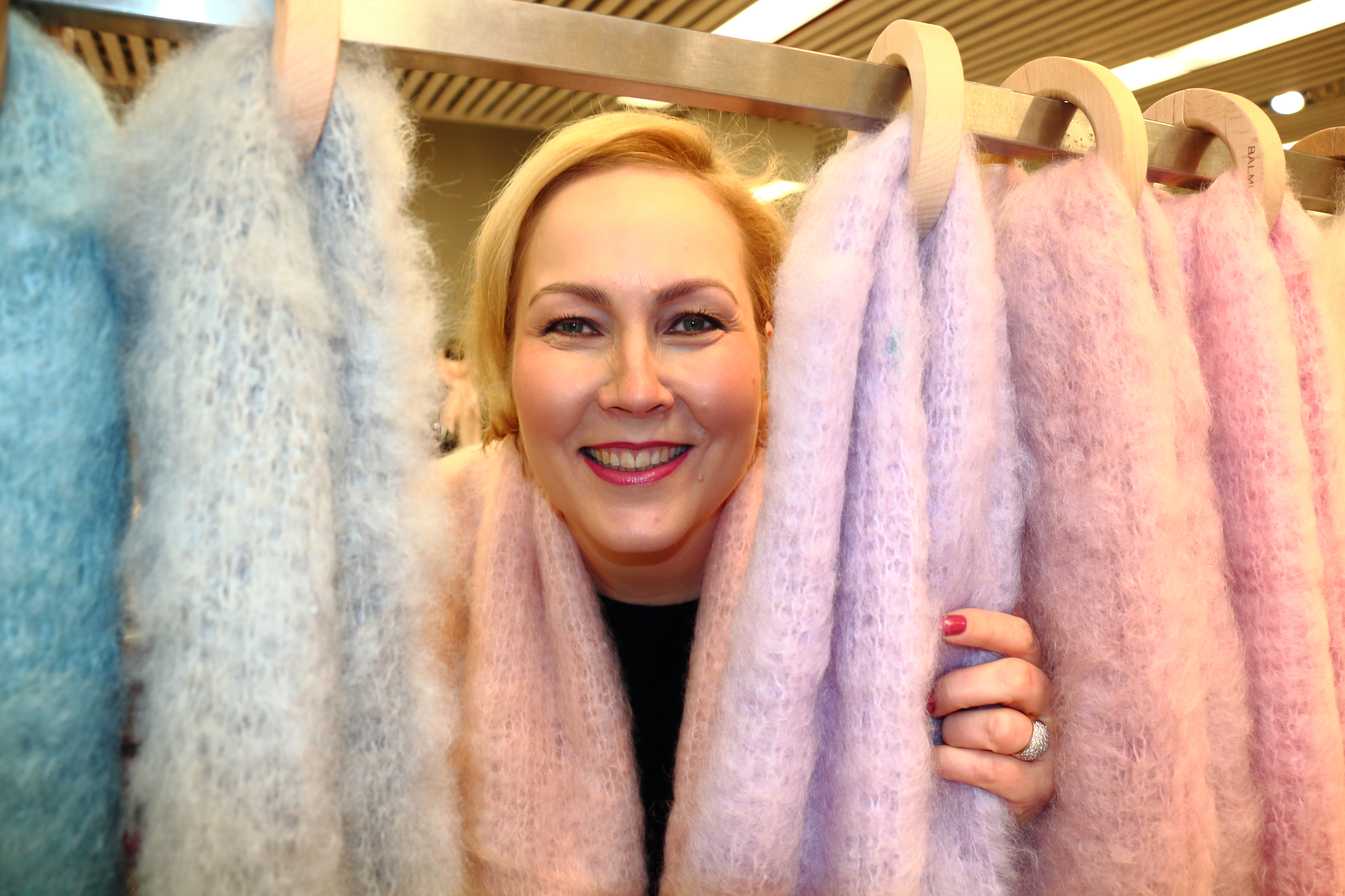 Heidi Jaaran yrittäjähenkisyys löytyi jo aivan pienenä, kun hän kasvatti sipuleita ja myi niitä kaupoille. Nyt bisnekset ovat hieman eri kokoluokkaa.