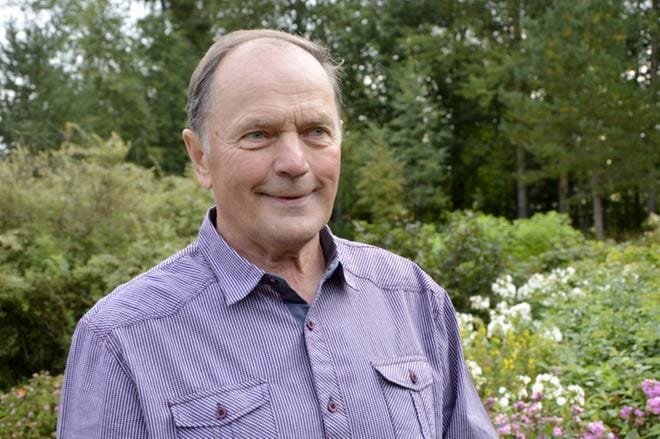 Heikki Ikola täyttää lauantaina 70 vuotta. Varsinaisia juhlia hän ei aio vaimonsa Marketan kanssa järjestää. KUVA: HANNELE YLI-VIITALA