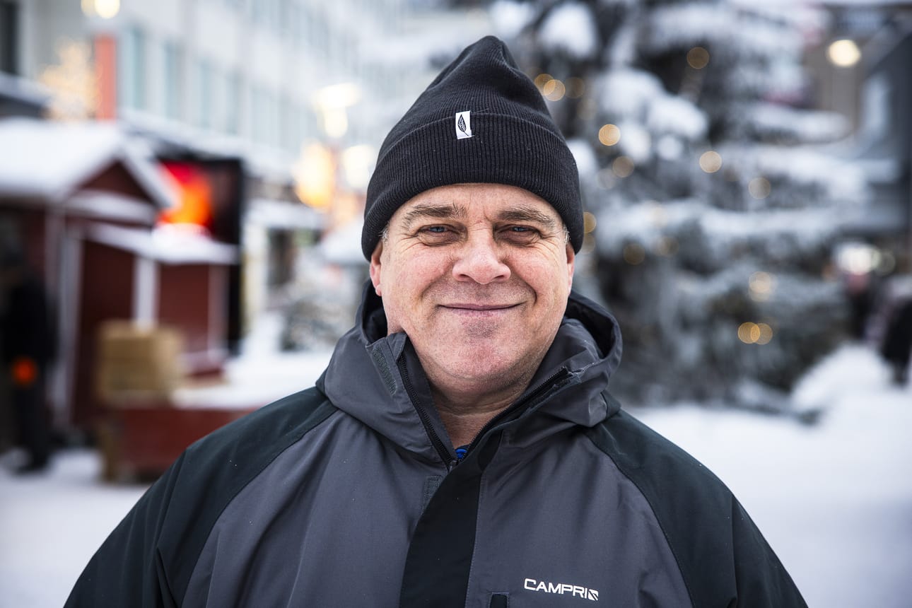 Andrew Kenny on palannut Rovaniemelle 18 vuoden jälkeen. Kaupunki on hänestä aika samanlainen kuin edellisellä lomamatkalla.