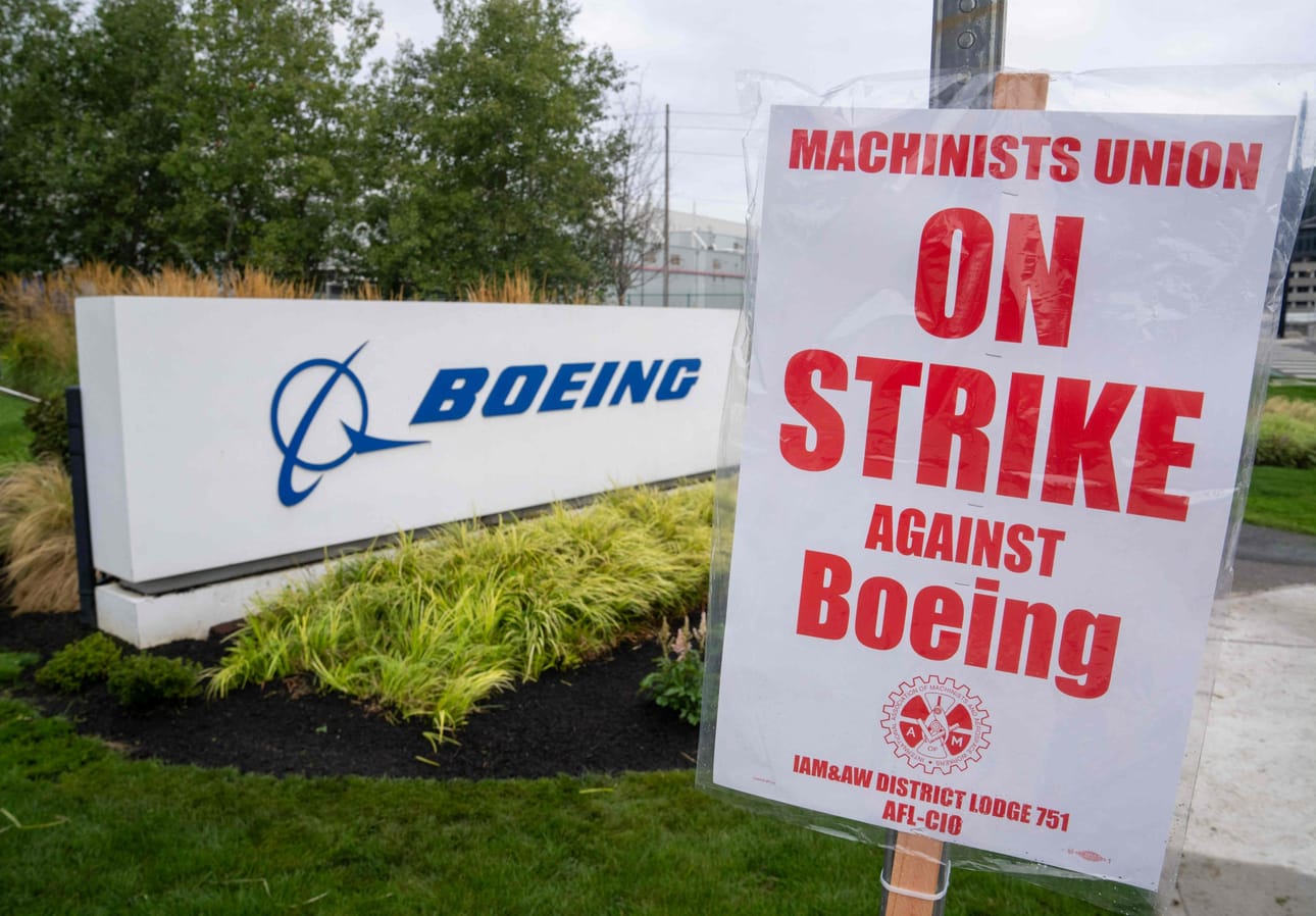 Boeingin vaikeuksia lisää työntekijöiden jättilakko, joka jatkuu Seattlessa. LEHTIKUVA/AFP