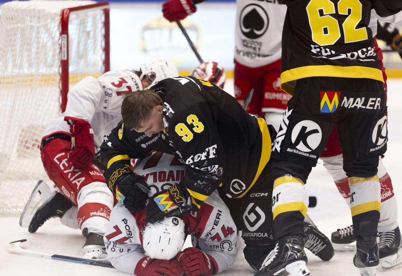 Kärpät ja Matyas Kantner ottivat niskalenkin Ässistä.