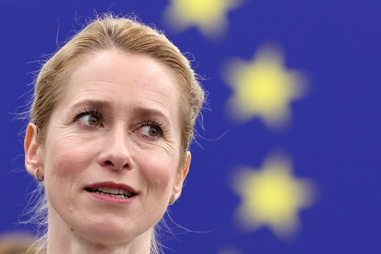 EU:n ulkosuhteiden ja turvallisuuspolitiikan korkea edustaja Kaja Kallas esitteli ministereille EU:n ja Israelin välisen assosiaatiosopimuksen arvioinnin tuloksia. LEHTIKUVA/AFP