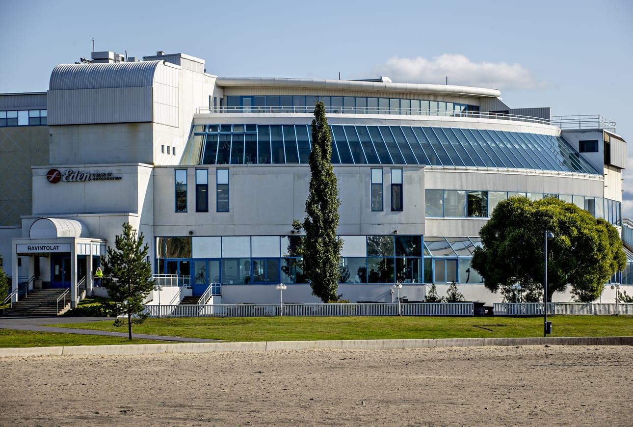 Vuonna 1989 Oulun Nallikariin valmistuneen kylpylähotellin Edenin toimintaa pyörittänyt Sokotel ei tee jatkosopimusta kiinteistön omistajan kanssa.