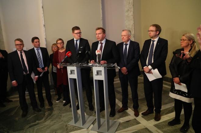 Eduskuntaryhmät pääsivät pikakokouksessaan yhteisymmärrykseen siitä, että muun muassa lapsia koskevien seksuaalirikosten rangaistuksia tiukennetaan tällä vaalikaudella
