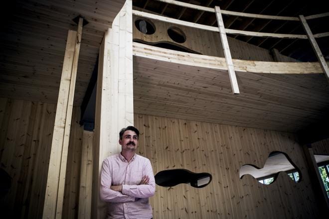 Jura Mikkosen mukaan uusi innovaatiokeskus on jatkoa Pukinkulman alueeseen. – Oikean ilmapiirin saaminen tänne on kaikista tärkeintä. KUVA: OUTI NEUVONEN