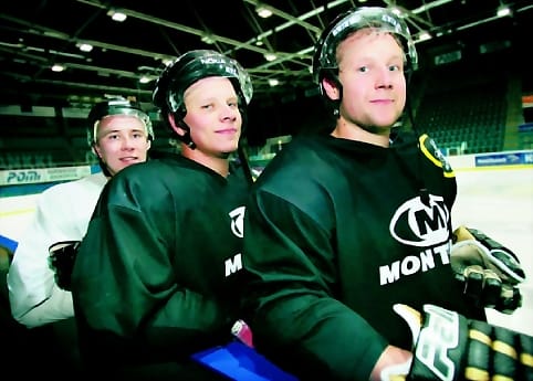 Valmiina lähtöön. Mikko Lehtonen (edessä), Lasse Kukkonen ja Jussi Jokinen.