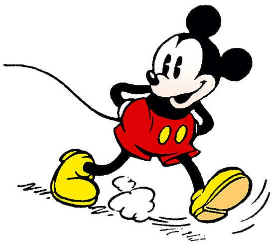 Floyd Gottfredsonin vuoden 1935 Mikki Hiiri näytti siltä, millaiseksi Walt Disney ja Ub Iwerks olivat sen alunperin luonnostelleet. Myöhemmin Mikki puettiin täysiin vaatteisiin.