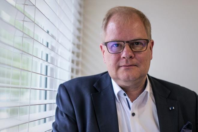 ABB:n Suomen maajohtaja Pekka Tiitinen on tyytyväinen yhtiön toisen kvartaalin tulokseen. KUVA: PAULA KASKIMAA