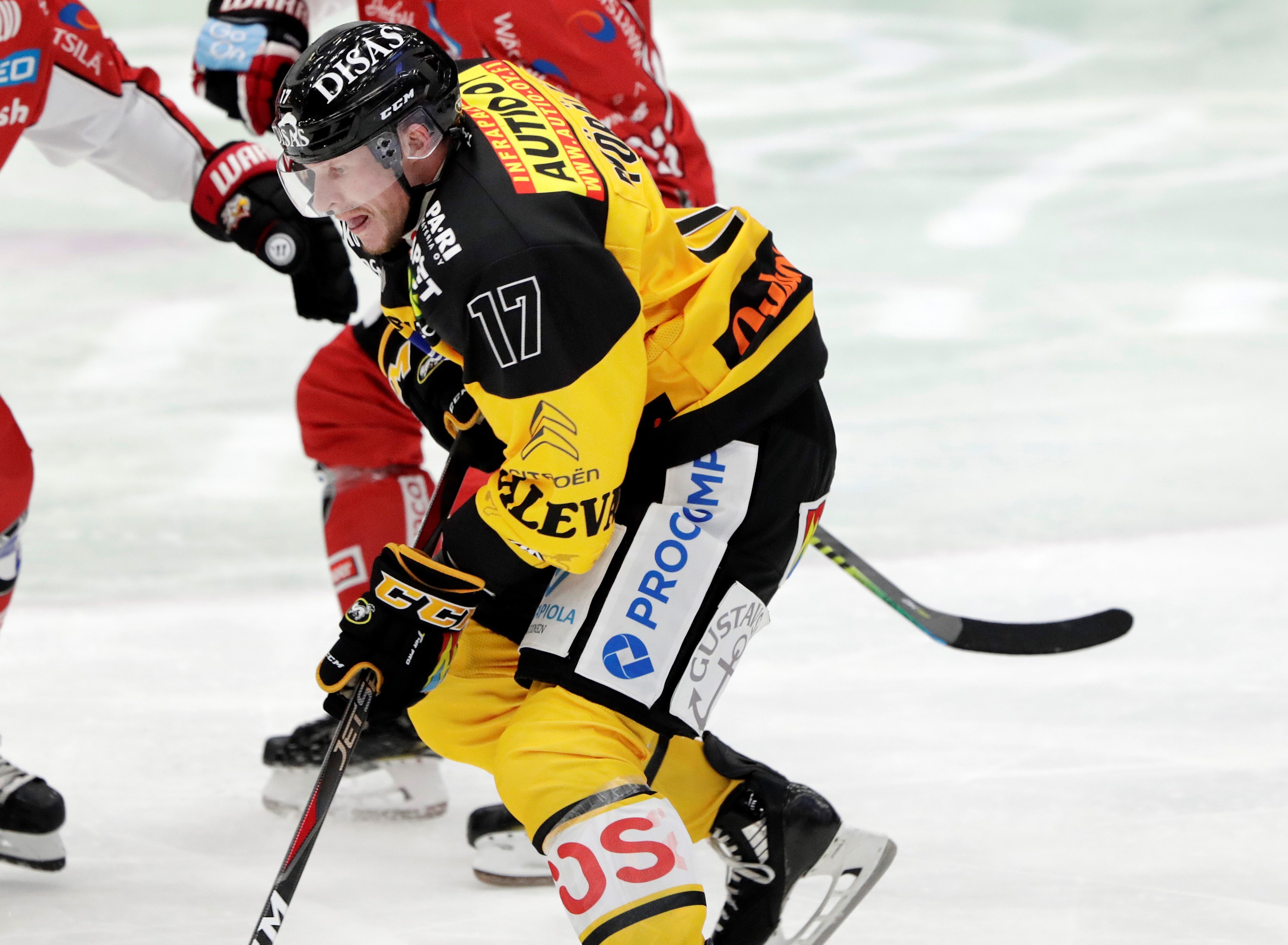 Mika Pyörälä pelaa tänään 600. liigaottelunsa.