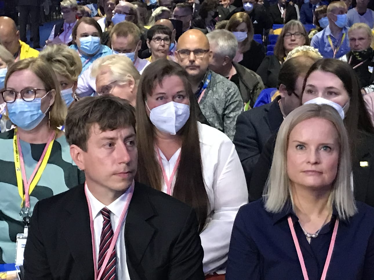 Riikka Purra on onnistunut pitämään ja jopa kasvattamaan perussuomalaisten kannatusta. Kuvassa Purran kanssa myös kansanedustaja Sakari Puisto.