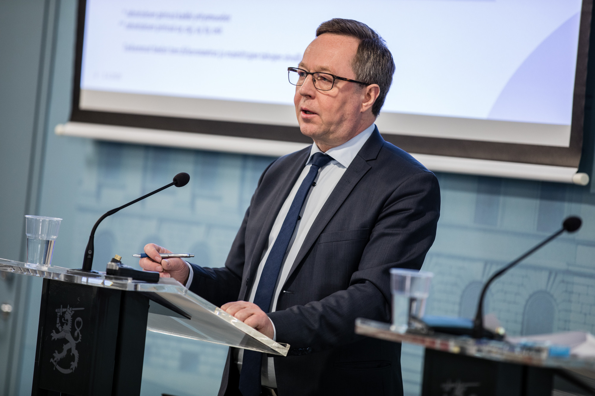 Seuraa suorana: Hallitus kertoo uudesta yritystuesta kello 9