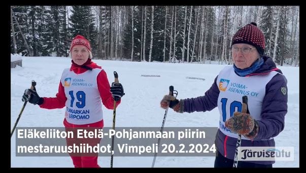 Kaarina Luoma-aho ja Ritva Koskela antoivat haastattelun hiihtoharrastuksestaan.