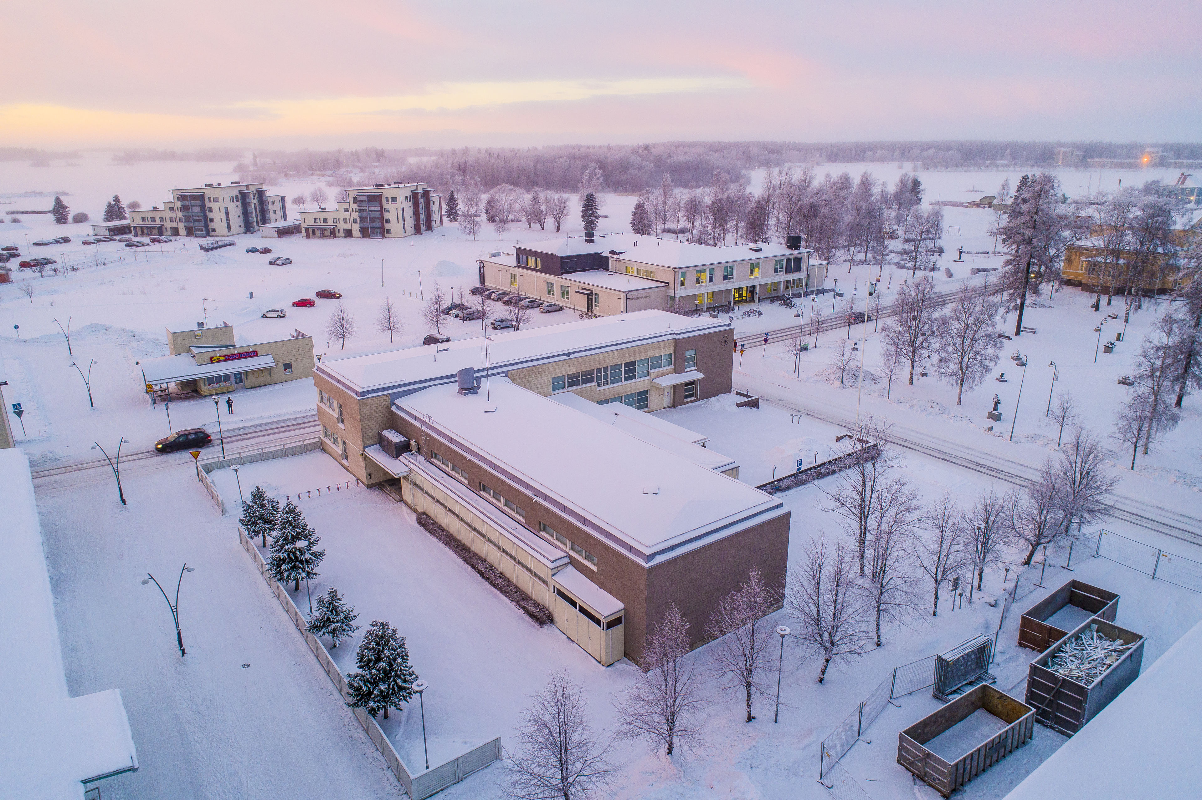 Raahen seurakuntakeskuksen laajennus toteutukseen – urakoitsija valitaan huhtikuussa