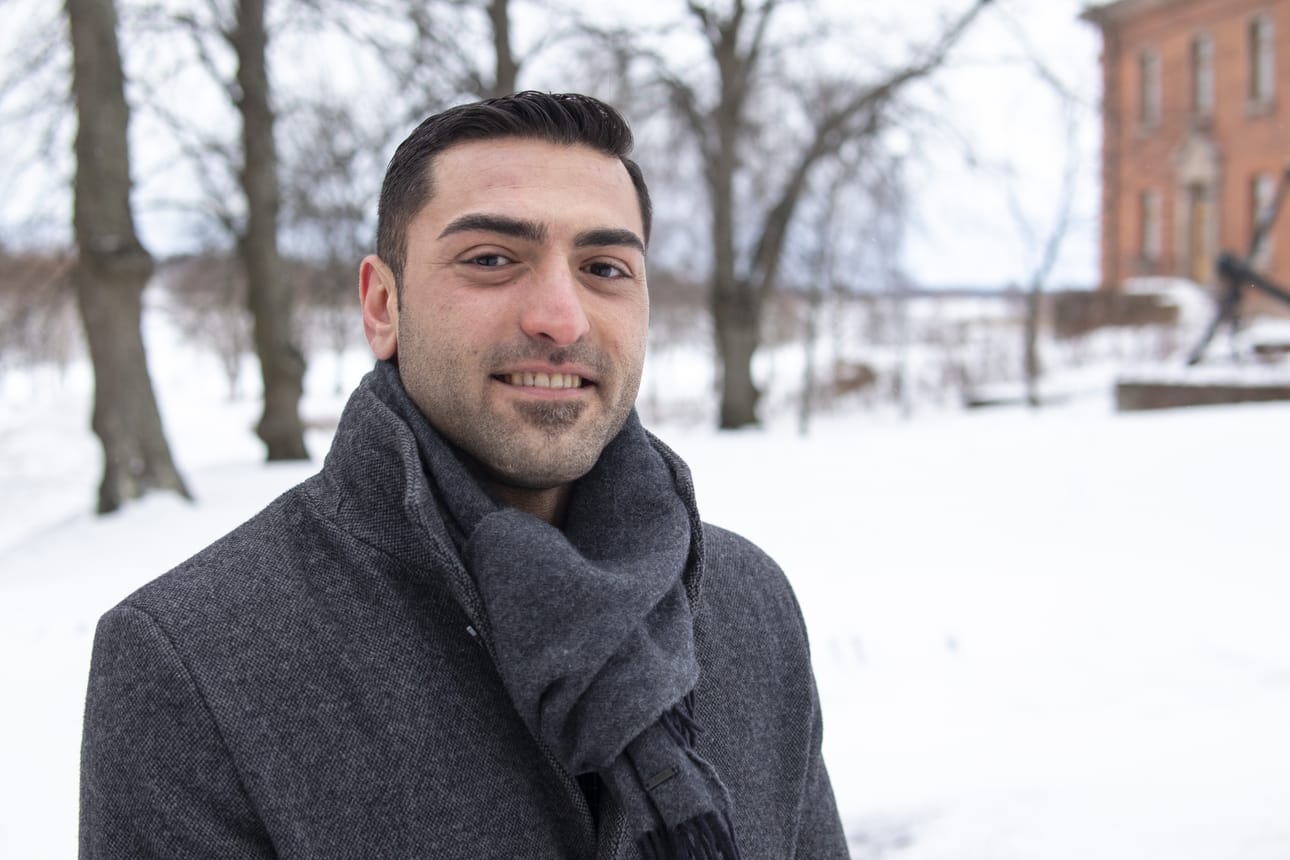Daniel Sahebi väittelee Vaasan yliopistossa tuotantotalouden alalta.