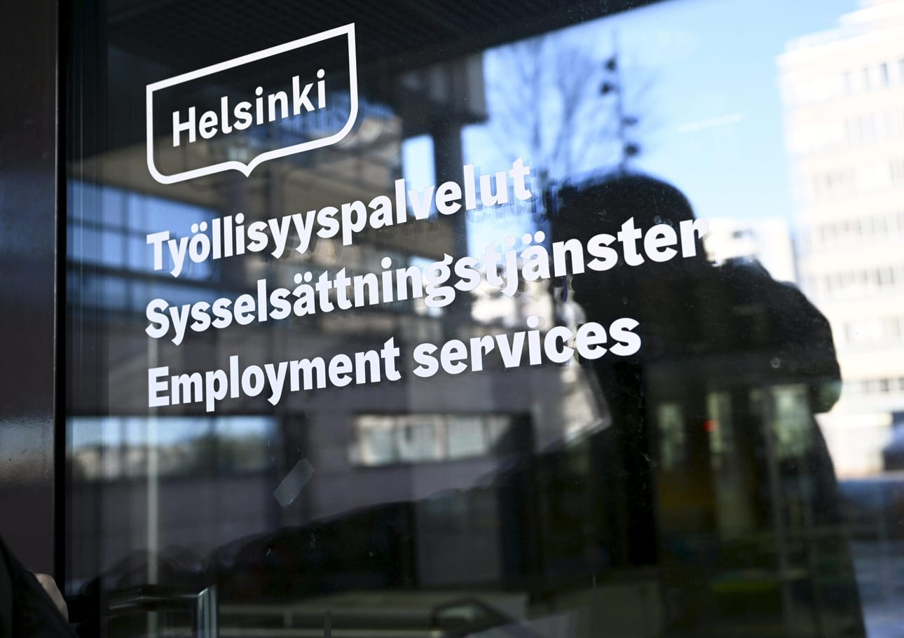 Työvoimatutkimuksen mukaan myös työttömien määrä kasvoi toukokuussa vuodentakaisesta. LEHTIKUVA / Vesa Moilanen