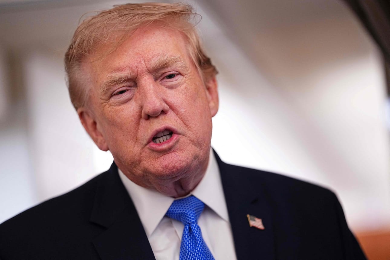Yhdysvaltain presidentti Donald Trumpin mukaan neuvotteluissa käsiteltäisiin muun muassa Hormuzinsalmea ja myös Iranin riisumista ydinaseista.