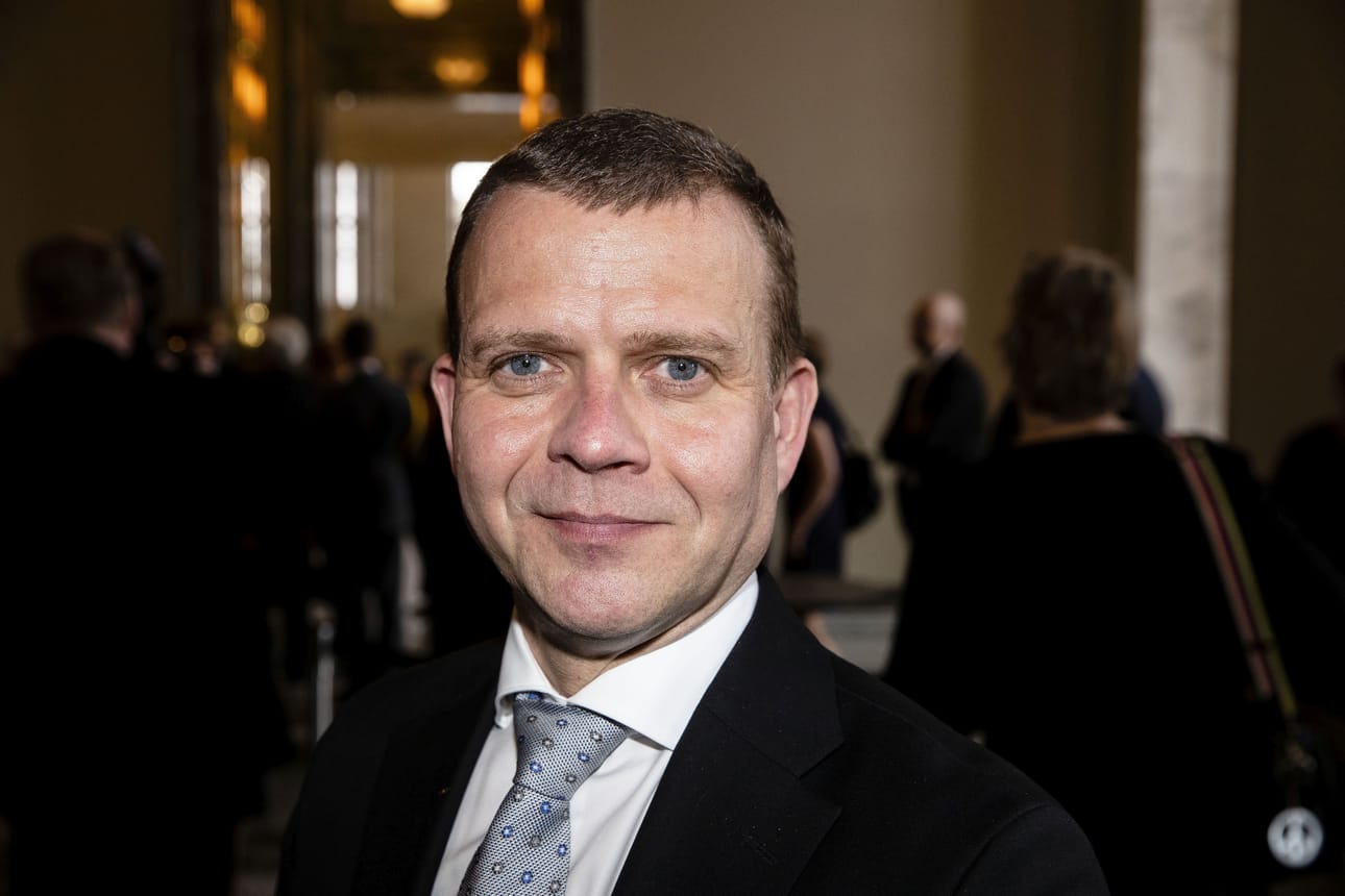 Kokoomuksen puheenjohtaja Petteri Orpo sanoi, ettei Antti Rinteen (sd.) kannata ottaa lomarahaleikkauksia piikkiinsä hyvässä eikä pahassa, koska se oli sovittu työmarkkinajärjestöjen kanssa.