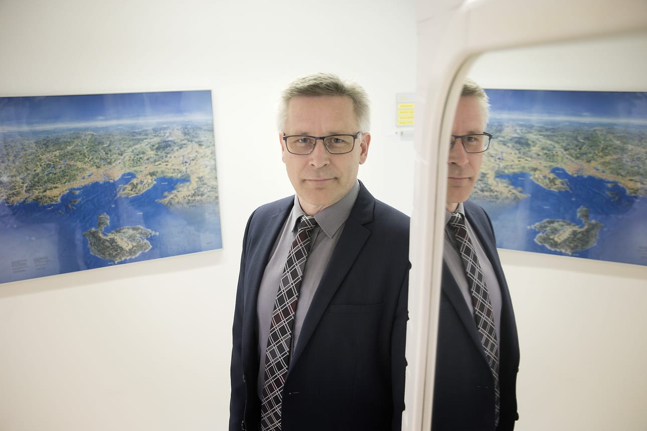 Ensimmäinen ydinvoimapoliisi eli ylikonstaapeli Jorma Pöykkö.