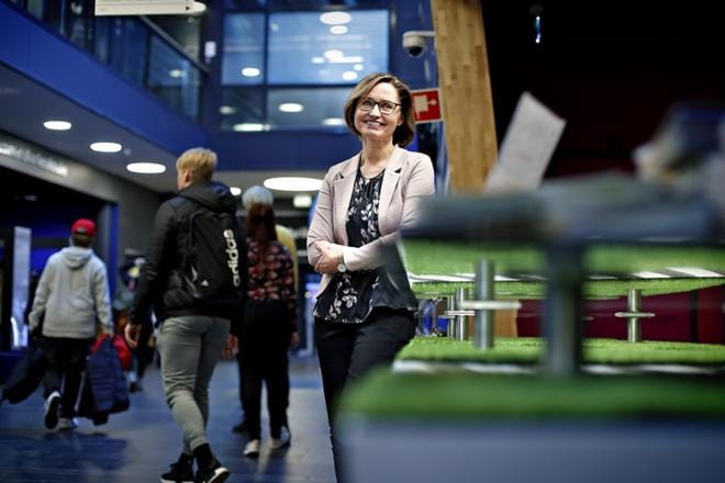 Leena Perämäki on tällä hetkellä virkavapaalla Into Seinäjoesta ja johtaa Seamkin Ruoka-yksikköä. KUVA: TOMI KOSONEN