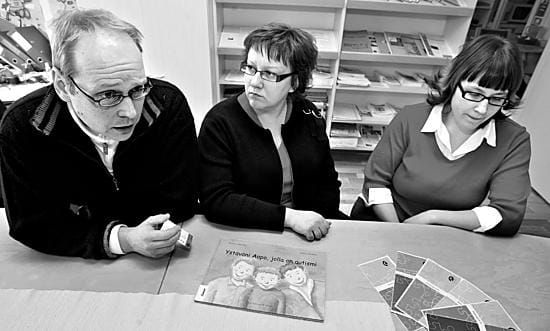 Autismin oululaiset asiantuntijat Marko Kielinen (vas), Raija Näppä ja Sari Saha.
