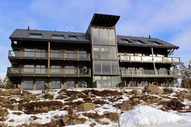 Ähtärin Naava Chalet on yksi 15 ehdokkaasta, jotka ovat kilpailevat tämänvuotisesta Puupalkinnosta ja ovat mukana myös yleisöäänestyksessä. KUVA: ARKISTO / TARJA RIIHIMÄKI
