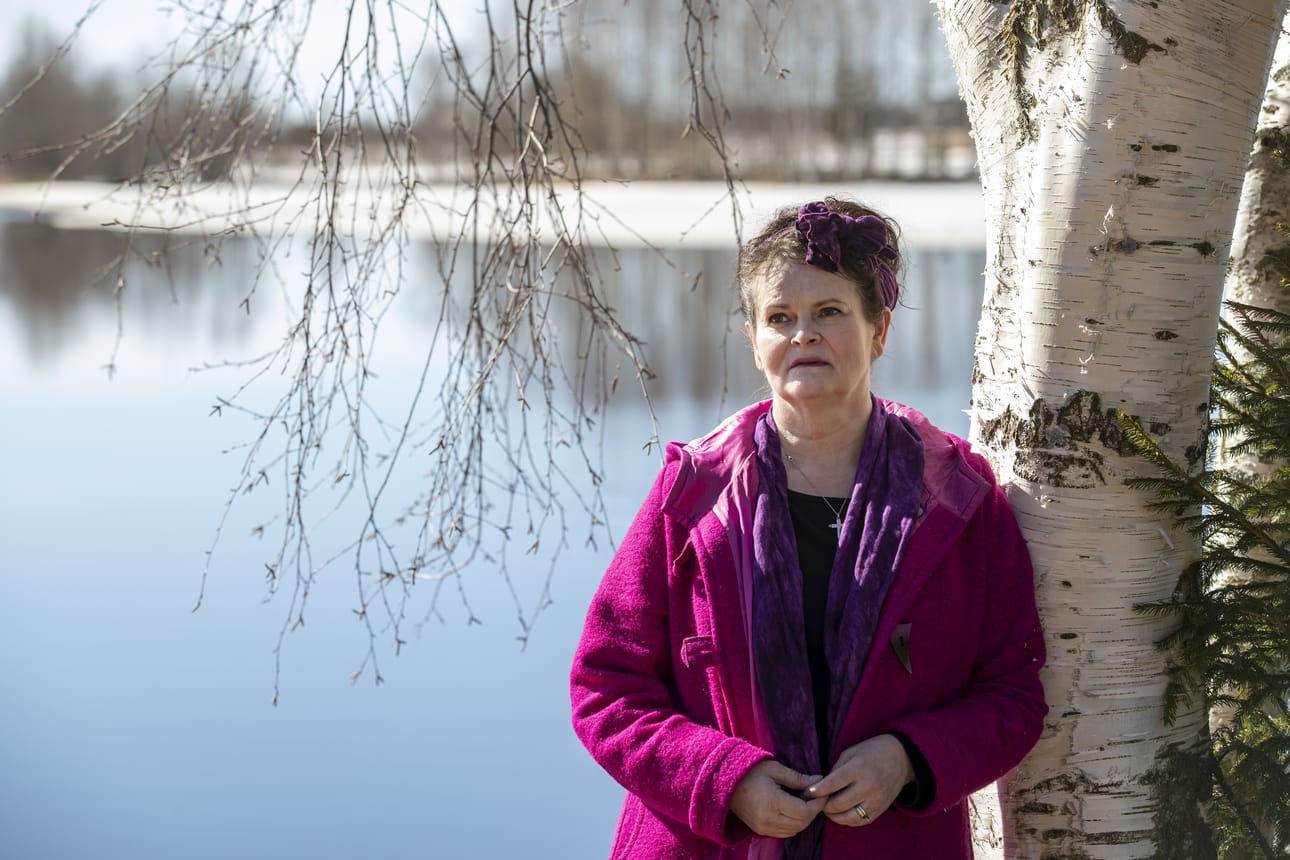 Kodin lähellä virtaava Nurmonjoki on osa Elina Kalliovalkaman sielunmaisemaa.