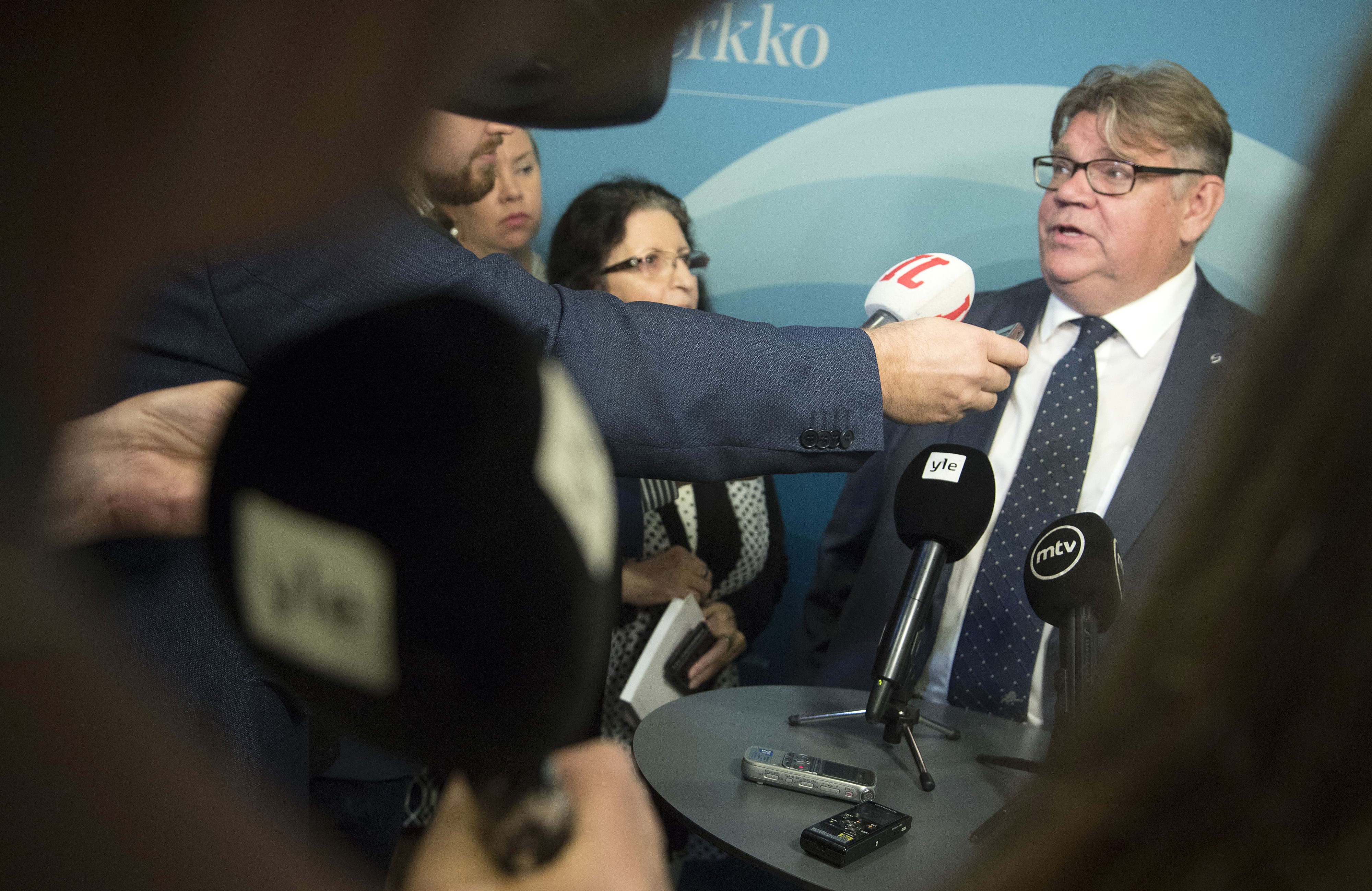 Timo Soinin mukaan hän ei toimi naisten oikeuksia vastaan, vaan elämän puolesta.