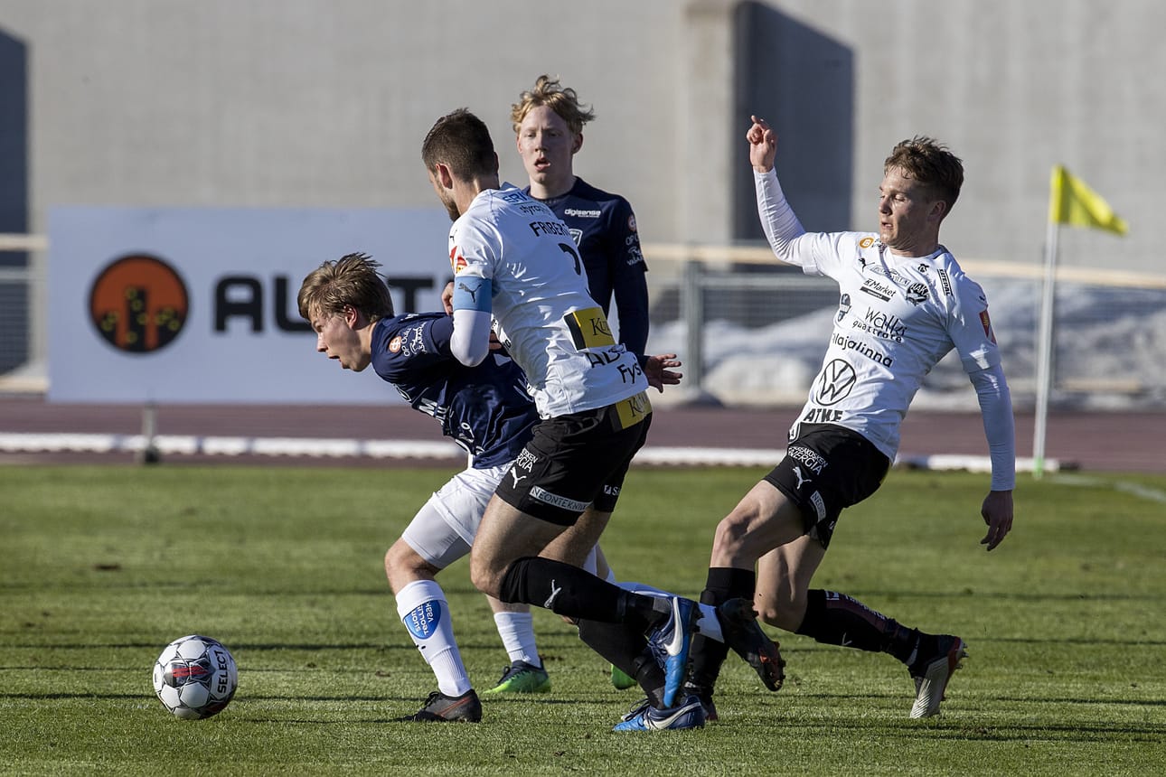 AC Oulu otti kauden avausvoiton Veikkausliigassa. Kotiottelussa oli vastassa FC Haka.
