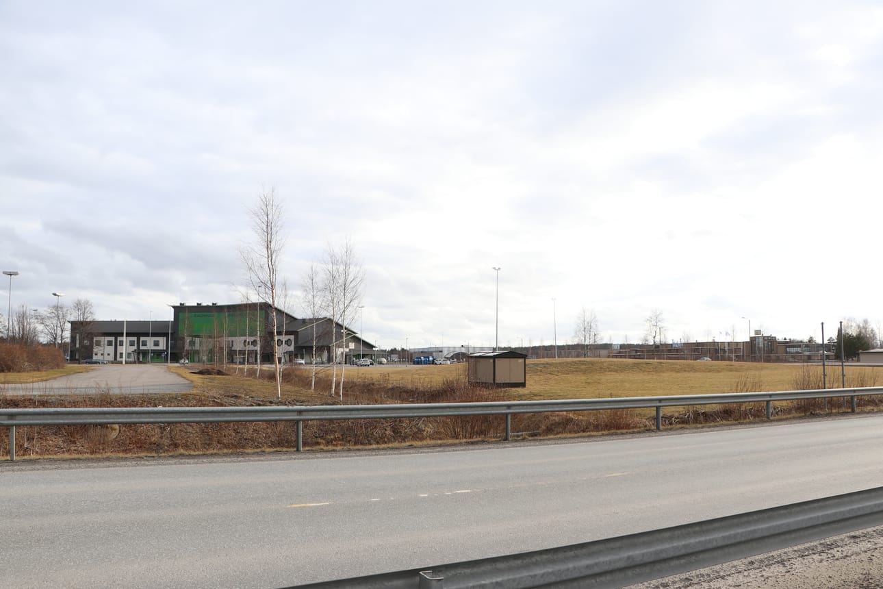 Uusi 60-paikkainen asumispalvelun yksikkö nousee Jylhäntien varteen Kauhavan hyvinvointikeskuksen viereiselle kummulle, liikenneympyrän kulmaan.