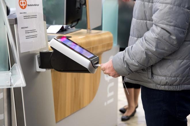 Myös ICT-ala on valmis tukemaan mahdollisesti jatkuvaa pankkilakkoa ensi viikolla työsaarrolla. Saarto vaikeuttaisi esimerkiksi verkkopalveluiden vikojen korjaamista. KUVA: Paula Kaskimaa