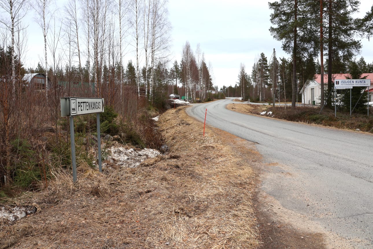 Pettenkankaan teollisuusalue, jonne uusi bioterminaali rakennetaan. Arkistokuva.