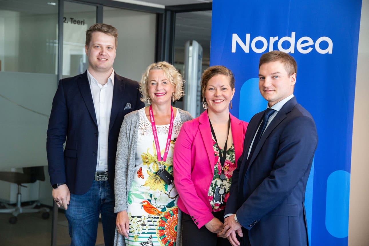 Nordean asiakaspalvelijat ja asiantunteva henkilökunta auttavat niin kasvotusten kuin etäyhteyksin Pohjoisen paikkakunnilla.
