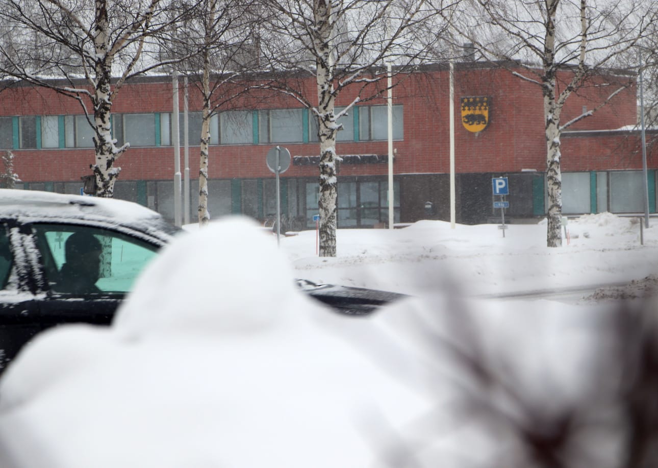 Kaupungintalon henkilöstö on pääosin etätöissä ja kaupungintalon ovat kiinni.