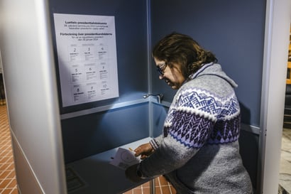 Lapissa uurnilla kävi kuhina, lähes puolet äänesti presidentinvaaleissa ennakkoon – aktiivisimmin ääniä annettiin Kolarissa ja Pellossa