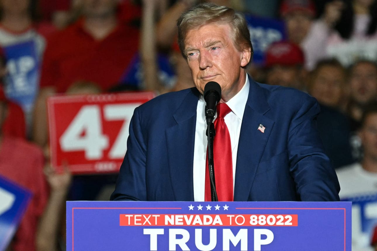 Republikaanien presidenttiehdokas Donald Trump sanoi Fox Newsille, että salamurhan yrityksestä epäilty uskoi Bidenin ja Harrisin retoriikkaa ja toimi sen mukaan. Arkistokuva. LEHTIKUVA / AFP