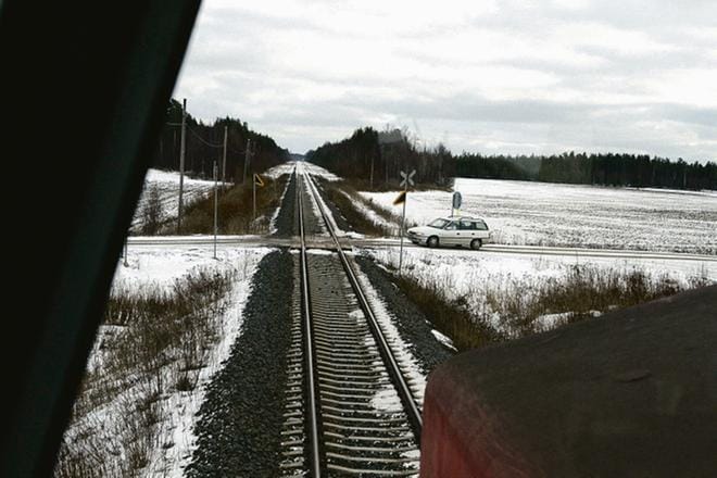 Teknologialla olisi keinonsa varoittaa autoilijoita junista. Konsteista ei ole pulaa, sanoo Onnettomuustutkintakeskuksen johtaja Veli-Pekka Nurmi. KUVA: ÅKE ROSING