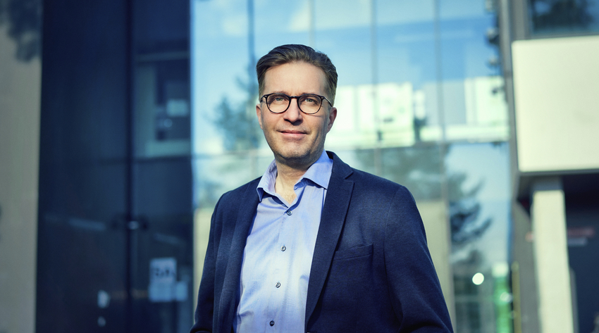 Oululainen Mika Niemelä valittiin vuoden perheterapeutiksi