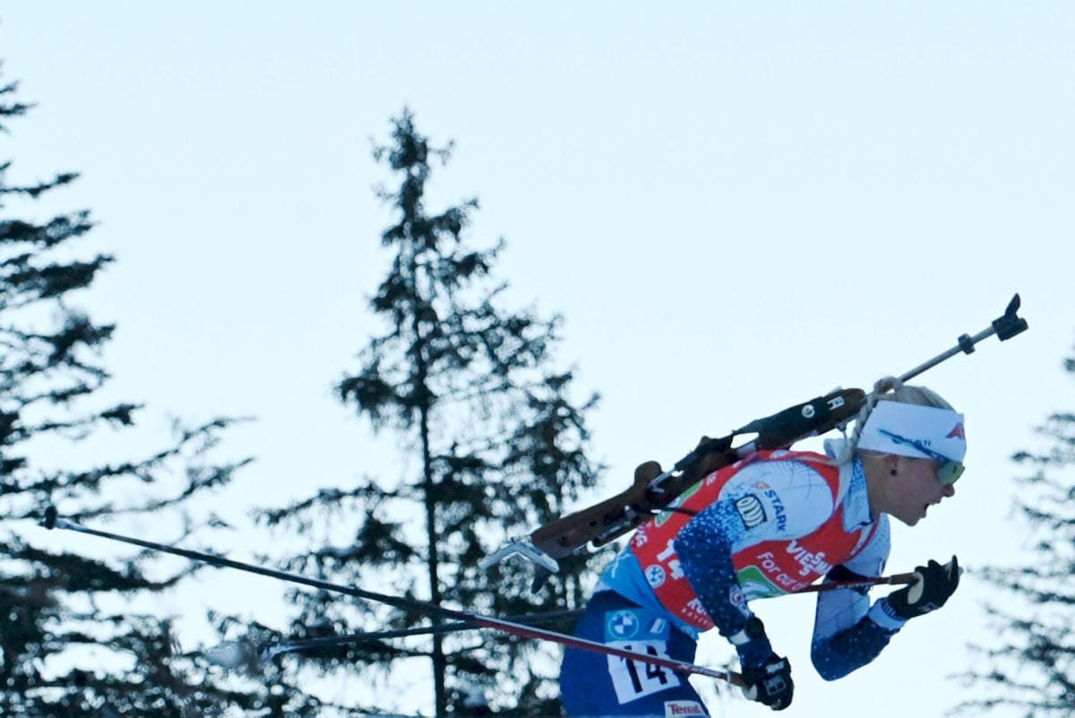 Suvi Minkkinen toi Suomen ensimmäiseen vaihtoon viidentenä. LEHTIKUVA/AFP