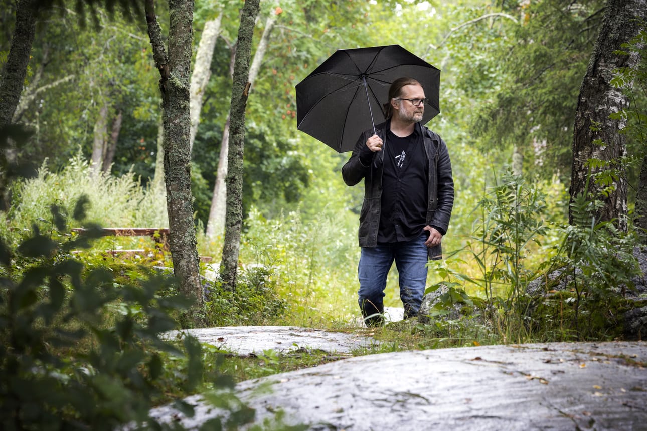 Marko Hautala miettii, olisiko paikallinen urbaanilegenda painunut ihmisten mielissä unholaan, ellei hän olisi kirjoittanut siitä kirjaa.