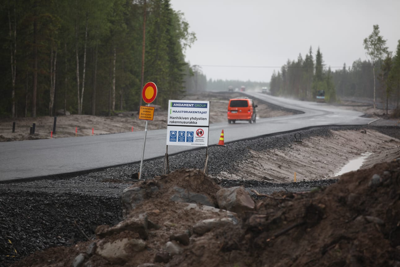 Fennovoima on jo rakentanut yhdystietä Pyhäjoen Hanhikivenniemelle.