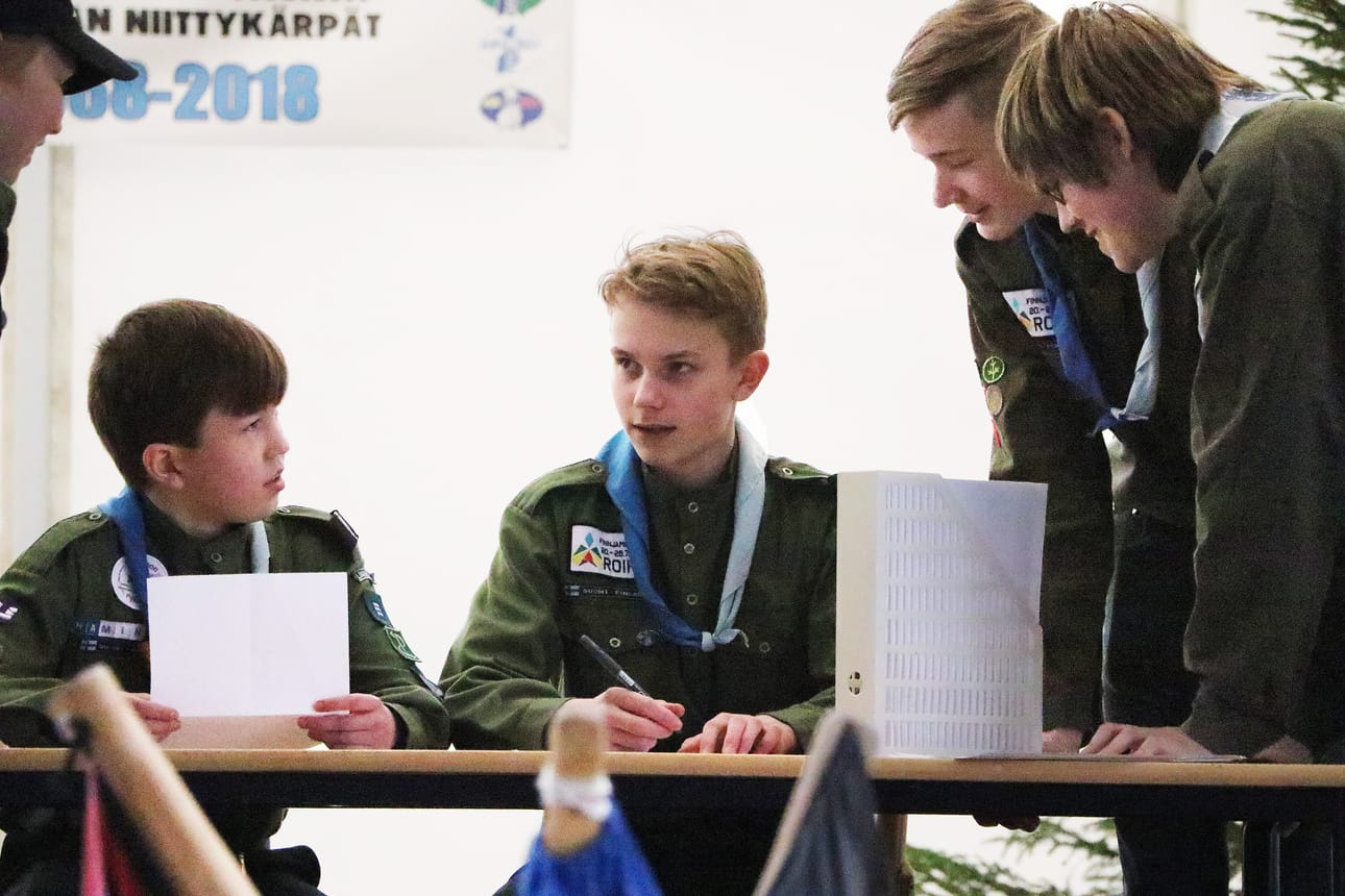 Kuvaelmilla luotiin pikakatsaus Limingan Niittykärppien vaiheikkaaseen historiaan.