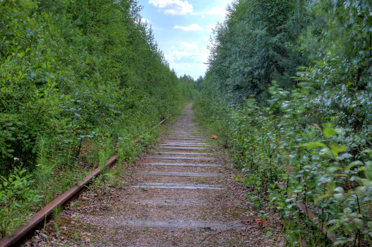 Korjauksen tarpeessa. Taivalkoski-Kontiomäki -radan peruskorjauksesta ja vaikuttavuudesta tehdään syksyn aikana selvitys.