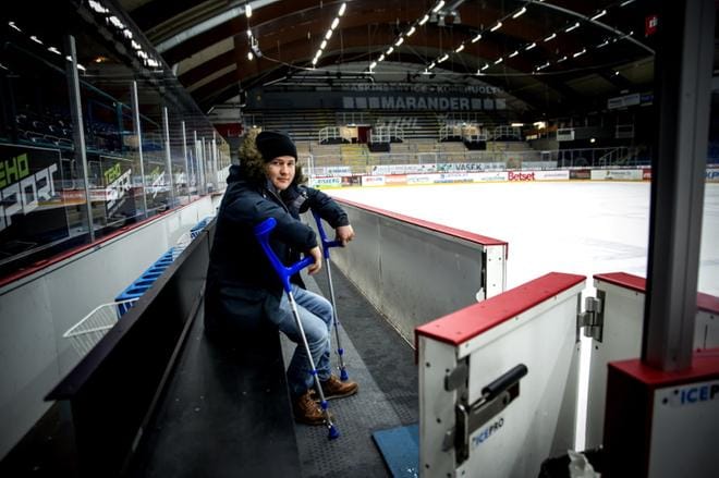 Joonas Komulainen kärsi Sport-vuosina monista loukkaantumisista. Kaksi vuotta sitten hän toipui lonkkaleikkauksesta. KUVA: KALLE LYDMAN