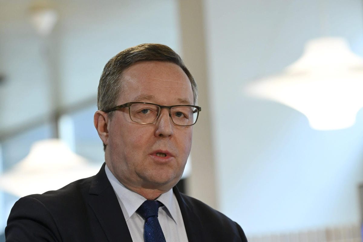 Elinkeinoministeri Mika Lintilän (kesk.) mukaan hankkeessa palataan tietyllä tavalla lähtöruutuun. LEHTIKUVA / Markku Ulander