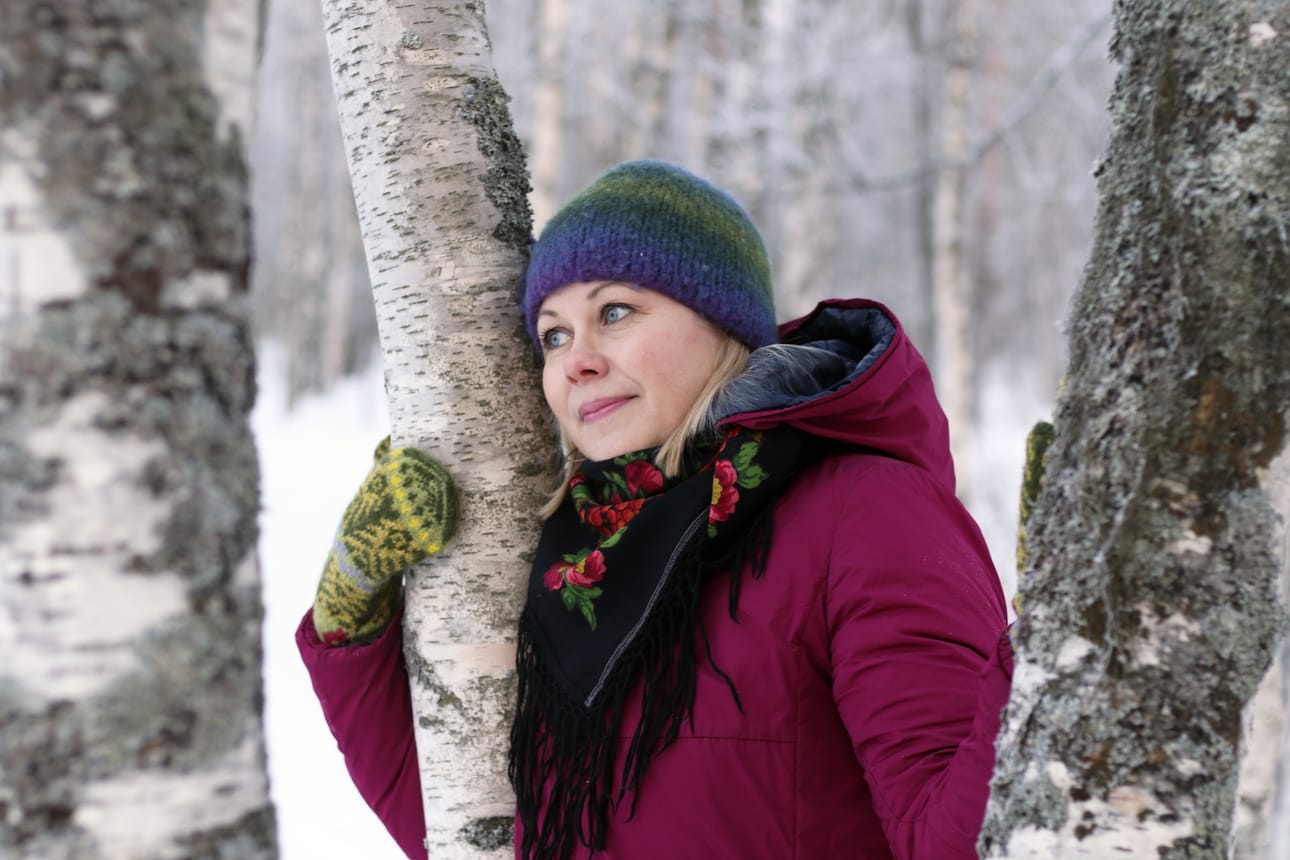 Terapeuttina Heli Suutari on huomannut, kuinka moni hakee hankaliin tunteisiinsa puudutusta keinotekoisista nautinnoista. Hän muistuttaa, ettei se ole ratkaisu. Ongelmat pitää huomata ja käydä niihin käsiksi. Asioita on turha silotella tai peitellä, Suutari huomauttaa.