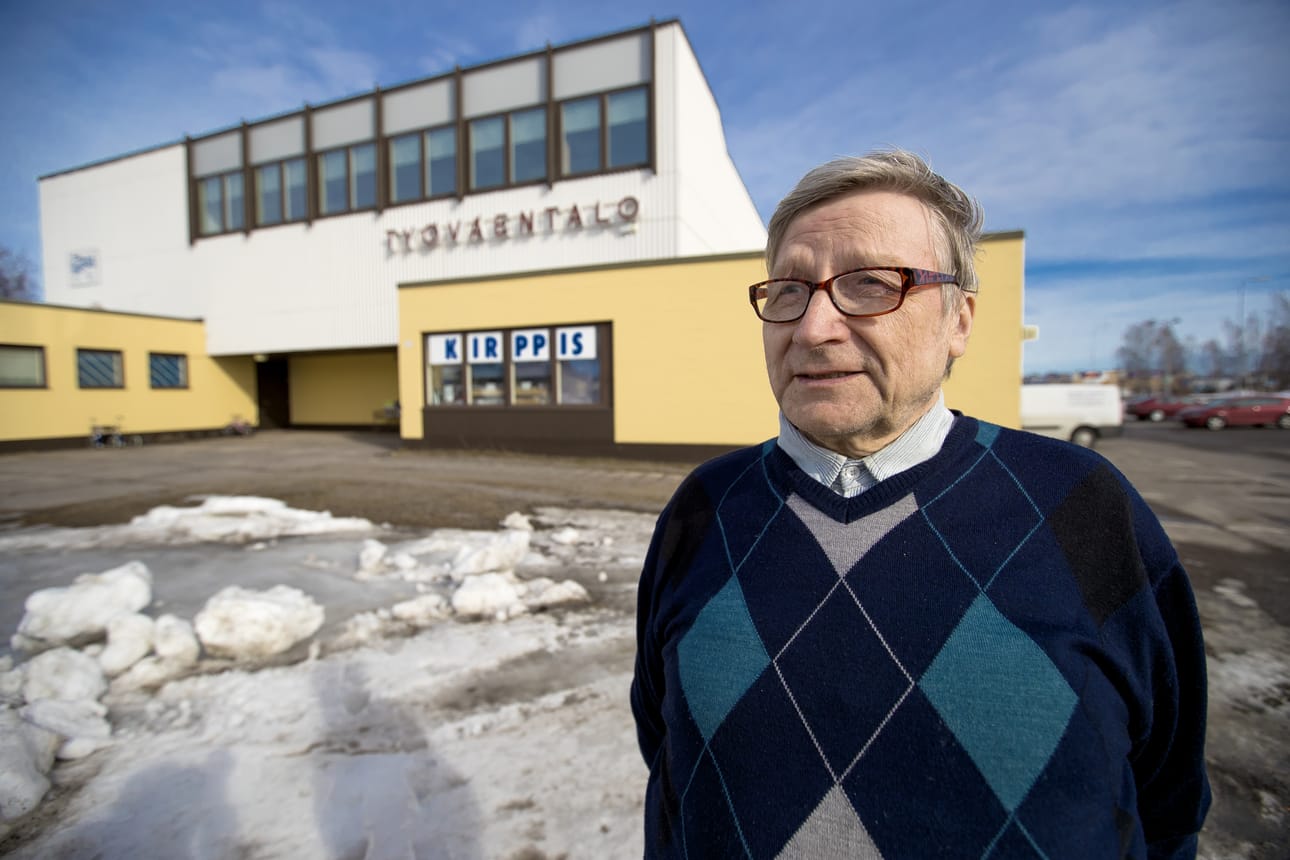 Viljo Lehmuskedon mukaan työväentaloa tuskin tullaan koskaan remontoimaan tuoreen kuntokartoituksen esittämässä laajuudessa. – Korjataan sieltä mistä pahiten rapisee, hän sanoo.