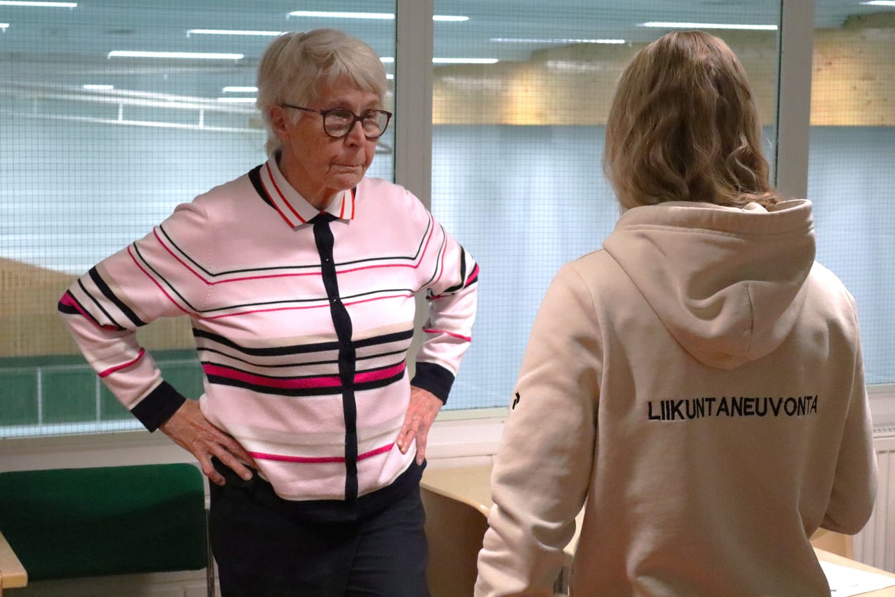 Kuusamon kaupungin liikuntapalveluiden uudessa hankkeessa pyritään tuomaan aktiivisuutta reumasta ja muista tulehduksellisista tuki- ja liikuntaelinsairauksta potevien arkeen.