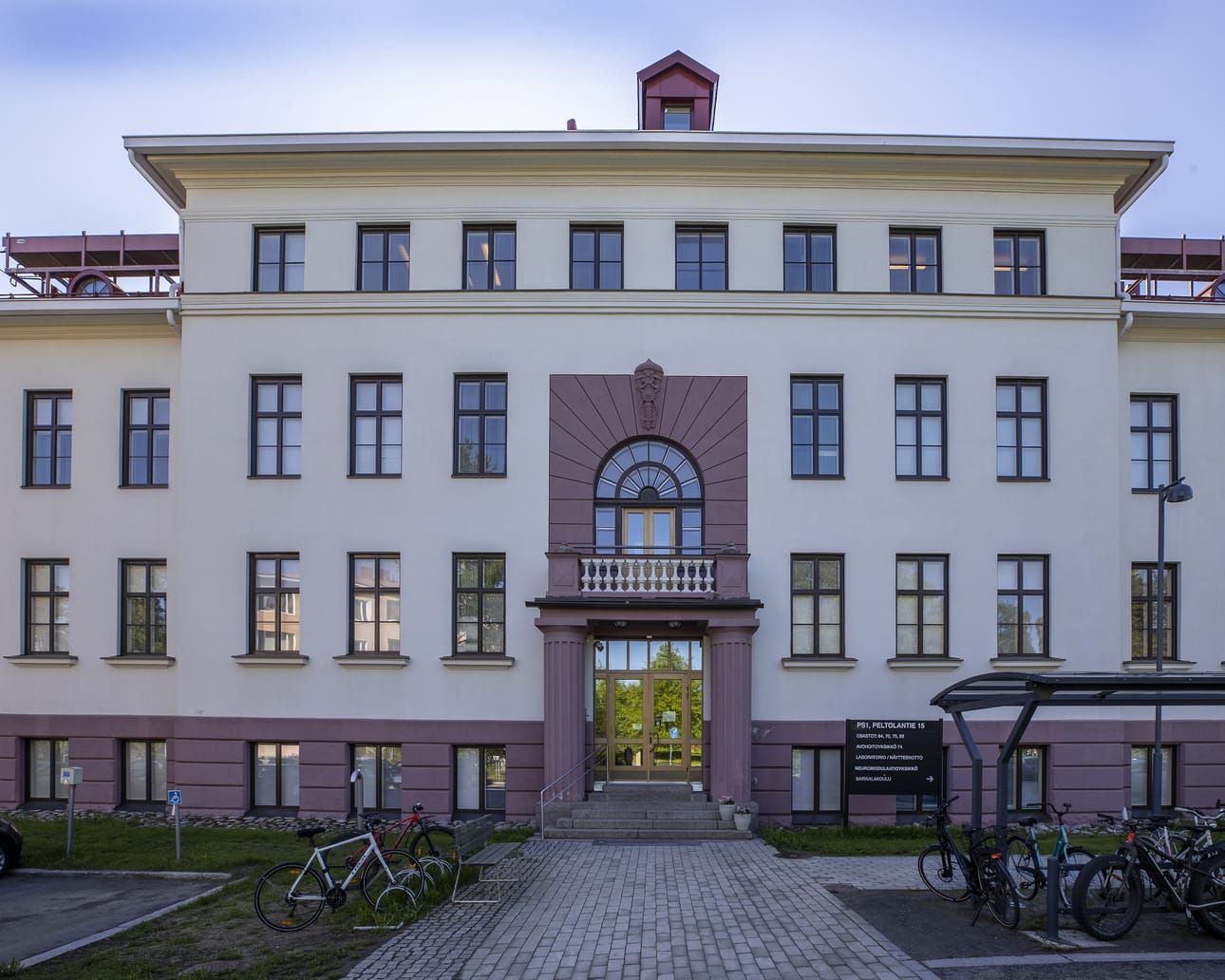 OYSin psykiatrian toimitiloissa Oulun Peltolassa on havaittu poikkeamia ilmanlaadussa.